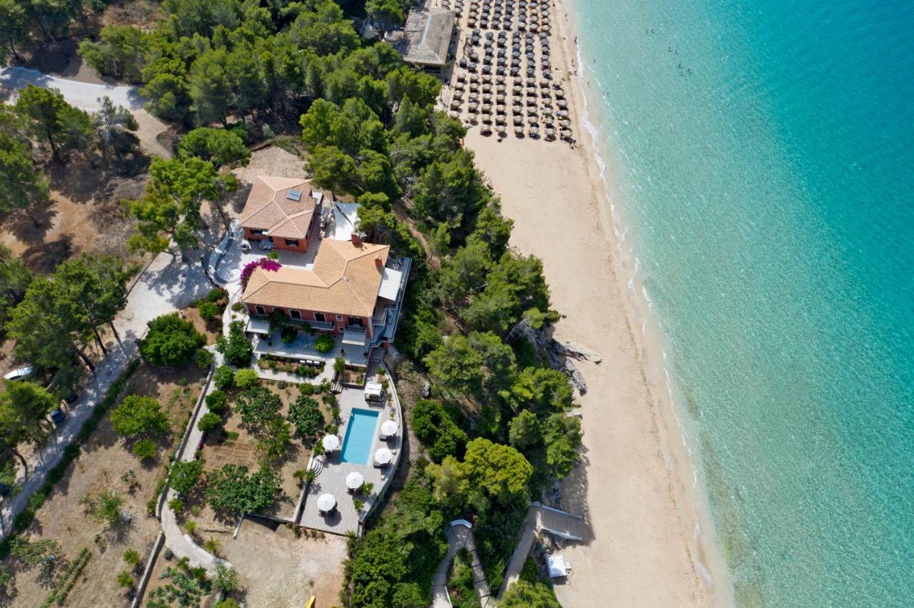 Avra Private Suites Lassi  Buitenkant foto