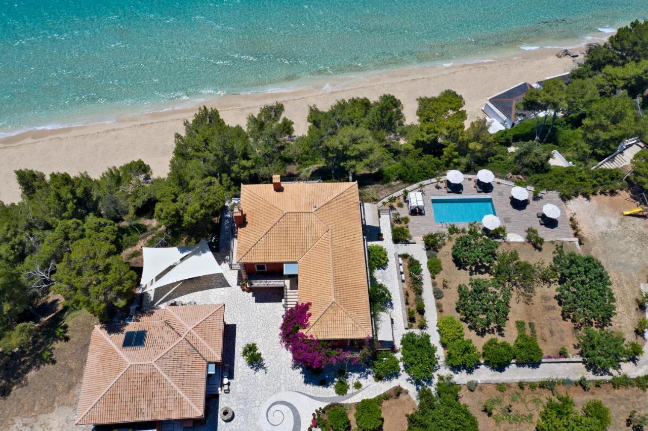 Avra Private Suites Lassi  Buitenkant foto
