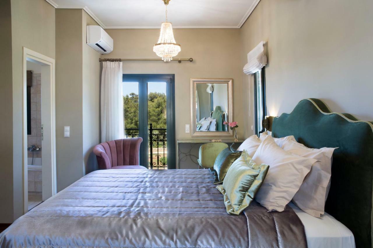 Avra Private Suites Lassi  Buitenkant foto