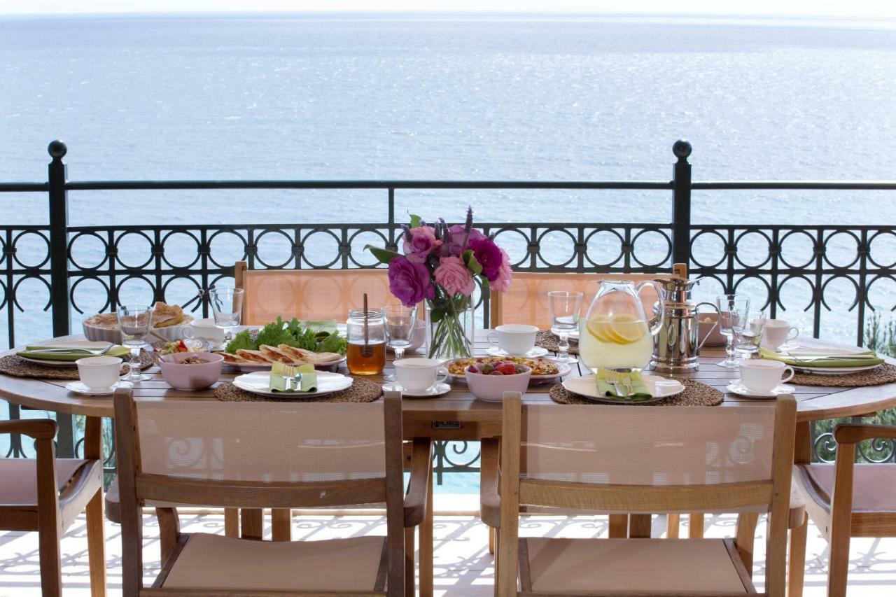 Avra Private Suites Lassi  Buitenkant foto