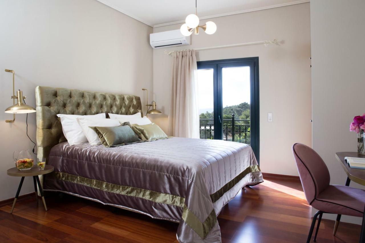 Avra Private Suites Lassi  Buitenkant foto