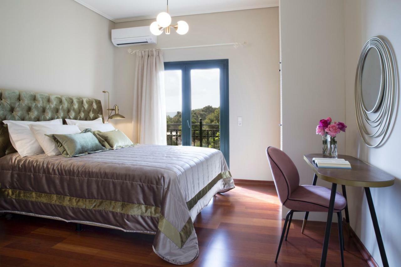 Avra Private Suites Lassi  Buitenkant foto