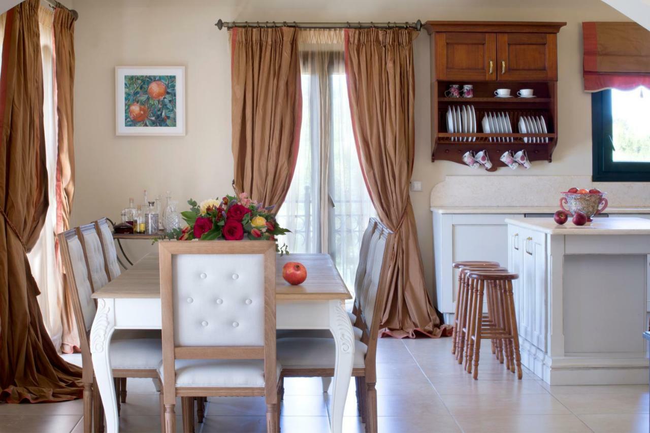 Avra Private Suites Lassi  Buitenkant foto